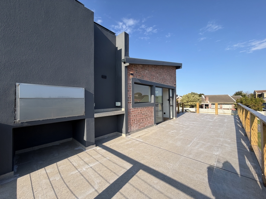 4 Bedroom Property for Sale in Aston Bay Eastern Cape